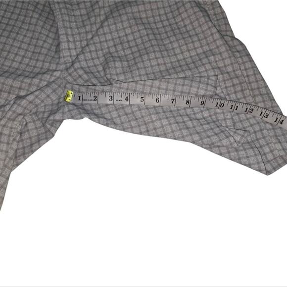 Calloway Men's Gray Checkered Gold Active Shorts Size 40 - Picture 3 of 6